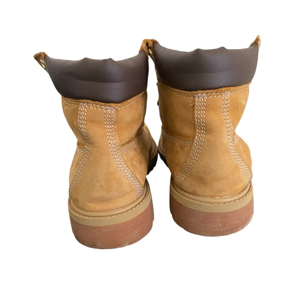 Timberland Classic Tan Boots Kids Size: 4 - Picture 9 of 11